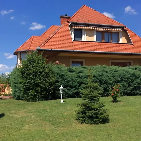 Erdgeschosssuite Mit Terrasse * Heviz